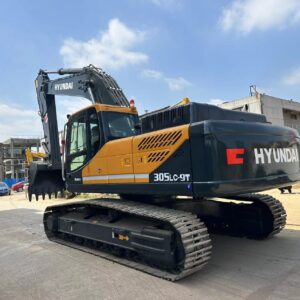 Hyundai Robex 305LC-9 tracked excavator