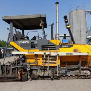 Volvo-ABG 8620 crawler asphalt paver