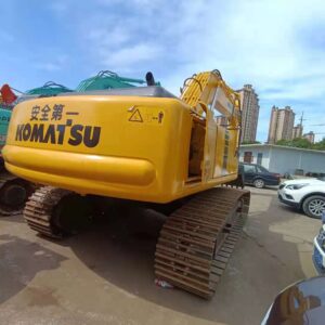 Komatsu PC220-6 tracked excavator