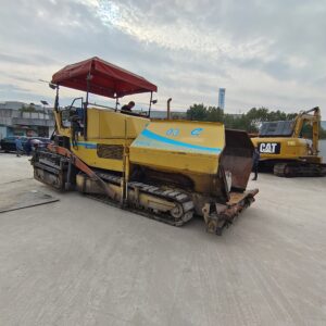Dynapac F141C crawler asphalt paver