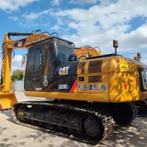 Caterpillar 320D2 tracked excavator
