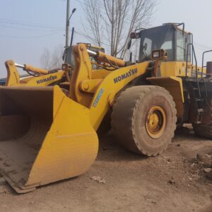 Komatsu WA500 wheel loader