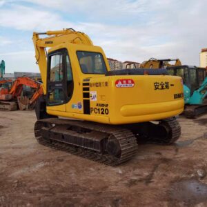 Komatsu PC120-6 tracked excavator