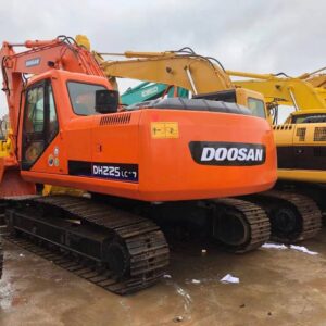 Doosan DH225LC-7 tracked excavator